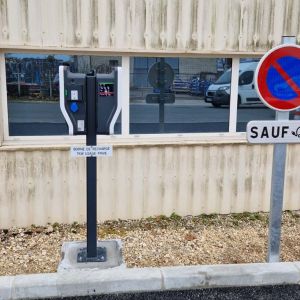 installation borne recharge véhicule entreprise parking sivac